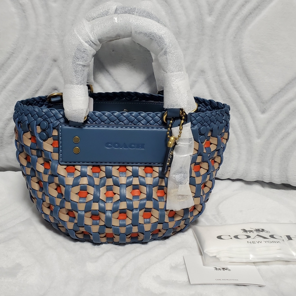 ❌SOLD❌ Coach 1941 Woven Tote 16 - Picture 2 of 10